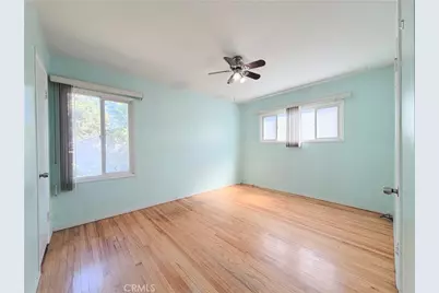 10360 Haskell, Granada Hills, CA 91344 - Photo 5