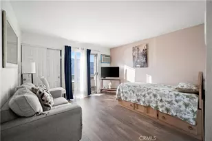 21800 Schoenborn St, Canoga Park, CA 91304 - Photo 3