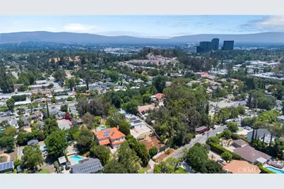 22309 Dolorosa, Woodland Hills, CA 91367 - Photo 47