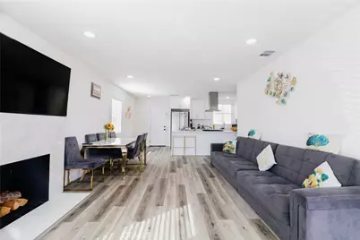 7323 Camellia Avenue, North Hollywood, CA 91605 - Photo 5
