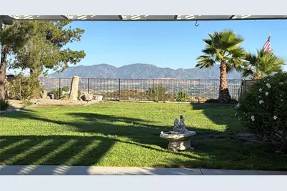 20426 Ermine, Canyon Country, CA 91351 - Photo 3