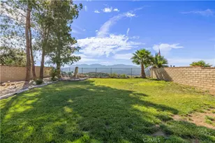 20426 Ermine, Canyon Country, CA 91351 - Photo 5