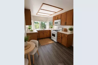 20426 Ermine, Canyon Country, CA 91351 - Photo 7