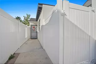 7323 Camellia Ave, North Hollywood, CA 91605 - Photo 29