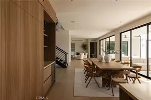 15202 Hesby St, Sherman Oaks, CA 91403 - Photo 13