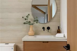 15202 Hesby St, Sherman Oaks, CA 91403 - Photo 49