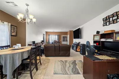 1329 W Ave I, Lancaster, CA 93534 - Photo 7