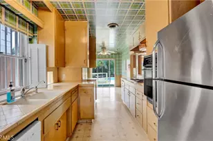13424 Chandler, Sherman Oaks, CA 91401 - Photo 17
