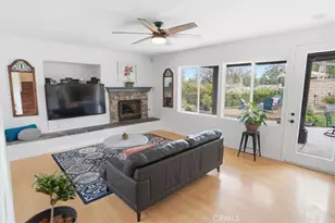 23325 Cuestport Dr, Valencia, CA 91354 - Photo 3