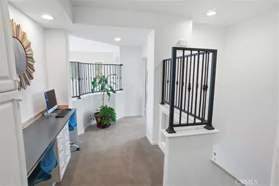 23325 Cuestport Drive, Valencia, CA 91354 - Photo 17