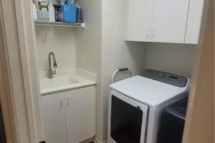 23325 Cuestport Dr, Valencia, CA 91354 - Photo 23