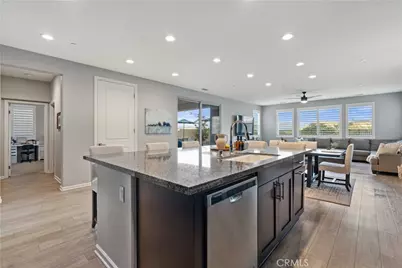 25140 Golden Maple Drive, Canyon Country, CA 91321 - Photo 15