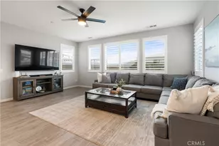 25140 Golden Maple Dr, Canyon Country, CA 91321 - Photo 11