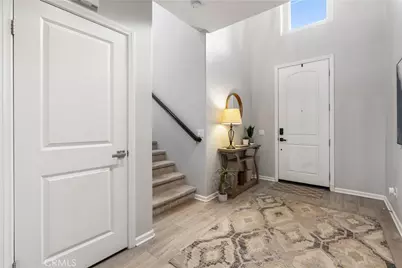 25140 Golden Maple Drive, Canyon Country, CA 91321 - Photo 9