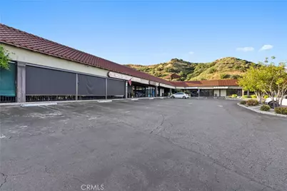 28200 Bouquet Canyon Road, Saugus, CA 91350 - Photo 21