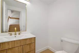 5799 Freebird Ln, Oak Park, CA 91377 - Photo 17