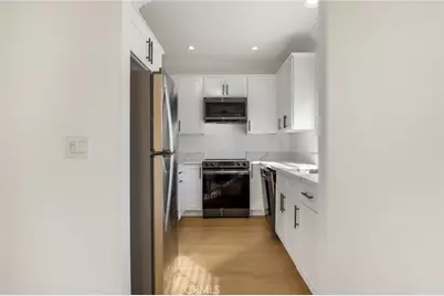 5799 Freebird Lane #102, Oak Park, CA 91377 - Photo 13