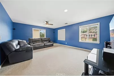 28653 Crown Heights Court, Canyon Country, CA 91387 - Photo 27