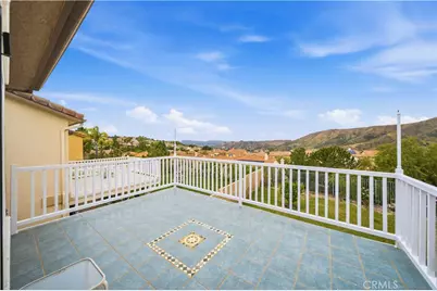 28653 Crown Heights Court, Canyon Country, CA 91387 - Photo 47