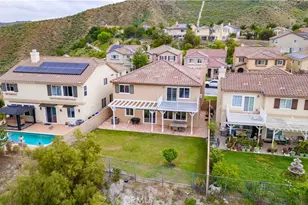 28653 Crown Heights Ct, Canyon Country, CA 91387 - Photo 57