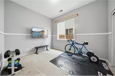 28653 Crown Heights Court, Canyon Country, CA 91387 - Photo 21