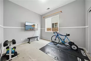 28653 Crown Heights Ct, Canyon Country, CA 91387 - Photo 21