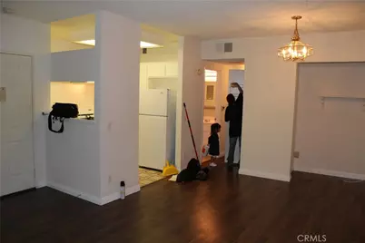 11150 Glenoaks, Pacoima, CA 91331 - Photo 17