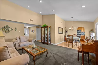 23149 Cuervo, Valencia, CA 91354 - Photo 9