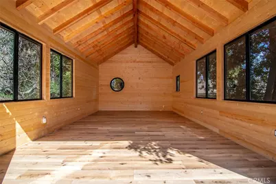 19029 Sprague Street, Tarzana, CA 91356 - Photo 43