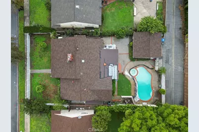 9253 Hayvenhurst Avenue, North Hills, CA 91343 - Photo 23