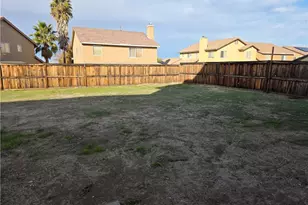 12378 Blazing Star, Victorville, CA 92392 - Photo 29