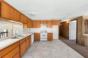 2121 Nadeau, Mojave, CA 93501 - Photo 9