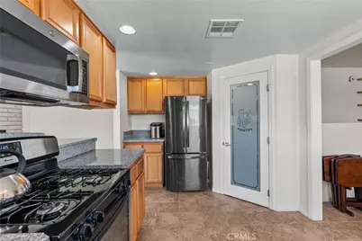 3521 E Avenue T4, Palmdale, CA 93550 - Photo 15