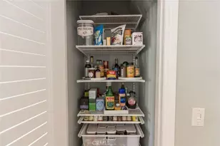 2805 Shoreview Cir, Westlake Village, CA 91361 - Photo 9