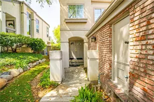 24526 Windsor Dr, Valencia, CA 91355 - Photo 5