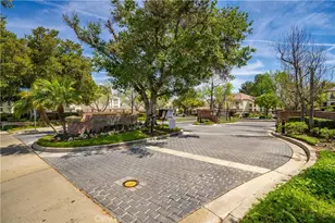 24526 Windsor Dr, Valencia, CA 91355 - Photo 53