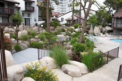 6275 Canoga Avenue #73, Woodland Hills, CA 91367 - Photo 17