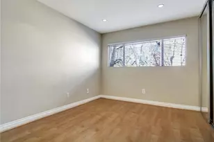 18350 Hatteras, Tarzana, CA 91356 - Photo 17