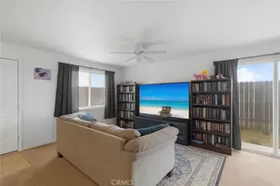 26142 Gravett Pl, Saugus, CA 91350 - Photo 3