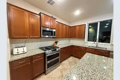 2274 Dwight Court, Rosamond, CA 93560 - Photo 7