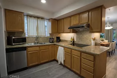 10204 Gerald Avenue, North Hills, CA 91343 - Photo 7