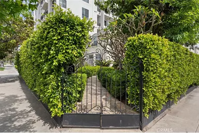 1056 S Serrano, Los Angeles, CA 90006 - Photo 7