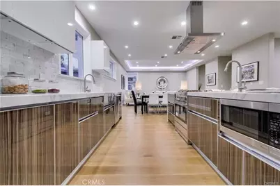 11645 Woodbridge Street, Studio City, CA 91604 - Photo 9