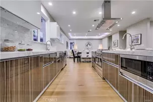 11645 Woodbridge St, Studio City, CA 91604 - Photo 9