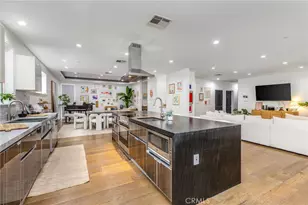 11645 Woodbridge St, Studio City, CA 91604 - Photo 9