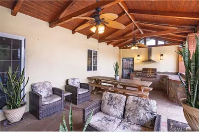 18900 Vincennes St, Northridge, CA 91324 - Photo 31