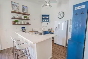 2402 Pleasant Way, Thousand Oaks, CA 91362 - Photo 9