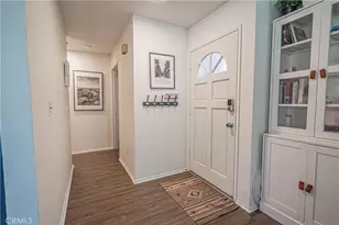 2402 Pleasant Way, Thousand Oaks, CA 91362 - Photo 3