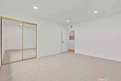 20038 Avenue Of The Oaks, Newhall, CA 91321 - Photo 17