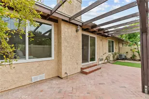 20038 Ave Of The Oaks, Newhall, CA 91321 - Photo 31